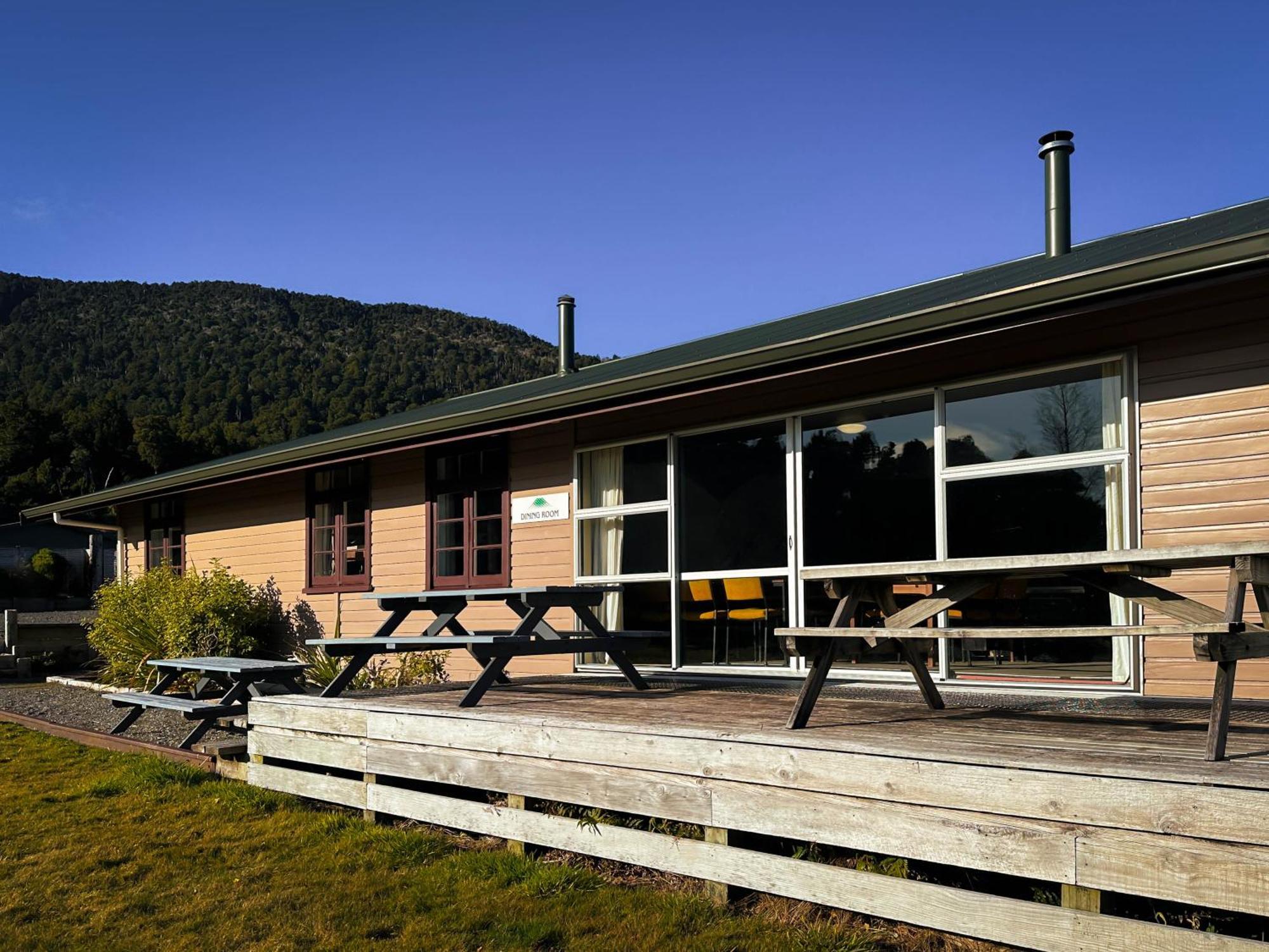 The Crossing Lodge & Backpackers Erua Zewnętrze zdjęcie